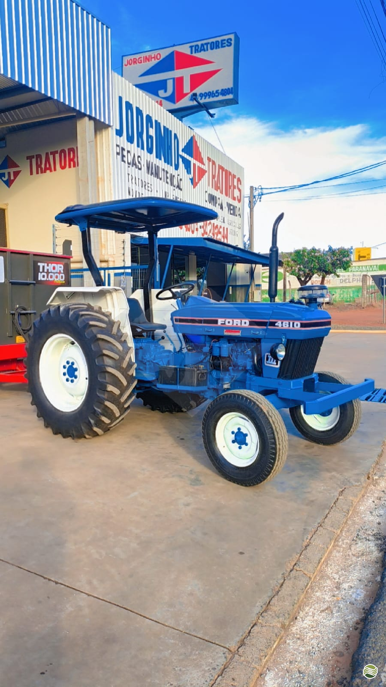 TRATOR FORD FORD 4610 Tração 4x2 Jorginho Tratores PARANAVAI PARANÁ PR